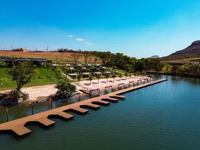Lote/Terreno à venda, 400m² no , Rifaina