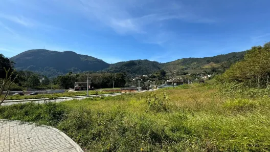 Lote/Terreno à venda, 620m² no Olaria, Nova Friburgo