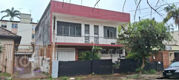 Casa com 3 Quartos à venda, 277m² no Santo Antônio, Porto Alegre