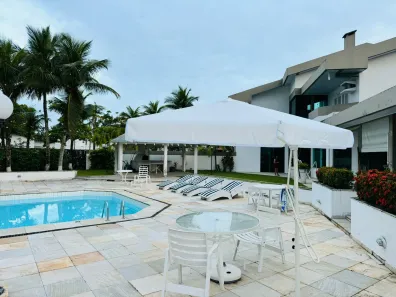 Casa com 6 Quartos à venda, 961m² no Jardim Acapulco, Guarujá