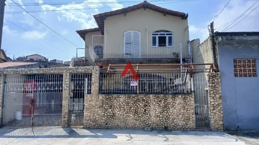 Sobrado com 6 Quartos à venda, 250m² no Jardim Primavera, Jacareí