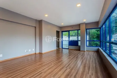 Sala Comercial à venda, 77m² no Rio Branco, Porto Alegre