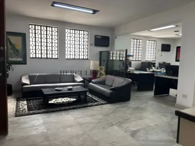 Imóvel Comercial com 8 Quartos para venda ou aluguel, 635m² no Jardim América, São Paulo