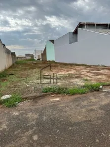 Lote/Terreno à venda, 200m² no Bandeiras, Anápolis