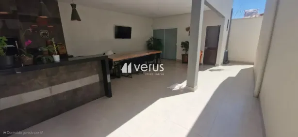 Casa com 3 Quartos para alugar, 180m² no Santa Rosa, Uberlândia