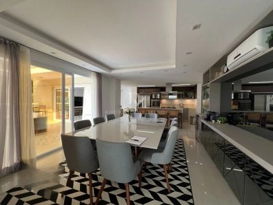 Casa de Condomínio com 4 Quartos à venda, 300m² no Itacorubi, Florianópolis