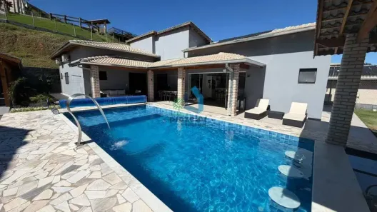 Fazenda/Sítio com 3 Quartos à venda, 1088m² no Dona Catarina, Mairinque
