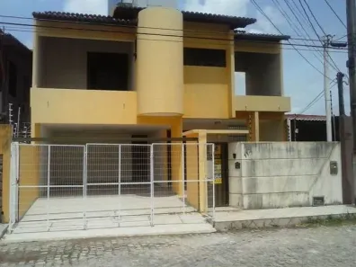 Casa com 4 Quartos à venda, 380m² no Tirol, Natal