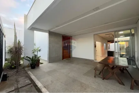 Casa com 3 Quartos à venda, 240m² no Colina Verde, Teixeira de Freitas