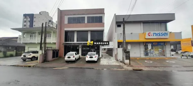 Sala Comercial para alugar, 120m² no Iririú, Joinville