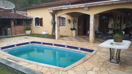 Fazenda/Sítio com 3 Quartos à venda, 400m² no Freitas, São José dos Campos