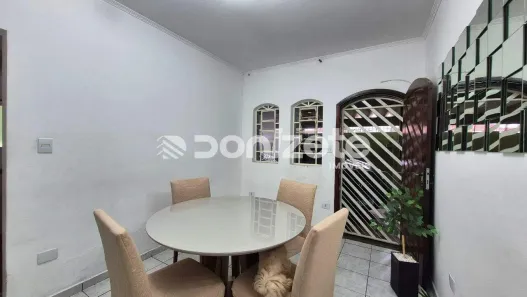 Sobrado com 4 Quartos à venda, 182m² no Vila Humaitá, Santo André