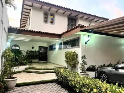 Casa de Condomínio com 5 Quartos para alugar, 430m² no Butantã, São Paulo