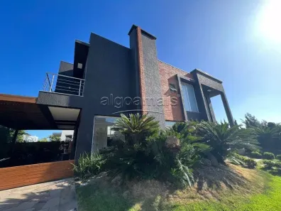 Casa de Condomínio com 4 Quartos à venda, 270m² no , Xangri-Lá