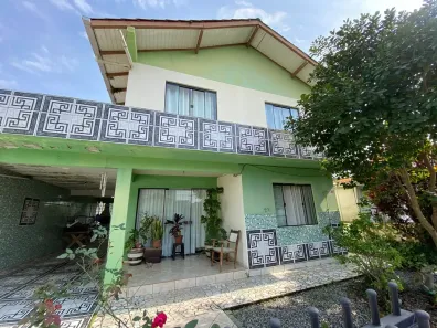 Casa com 4 Quartos à venda, 215m² no Centro, Balneário Camboriú