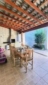 Casa com 3 Quartos à venda, 176m² no Santa Rosa, Uberlândia