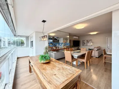 Apartamento com 3 Quartos à venda, 113m² no Barreiros, São José