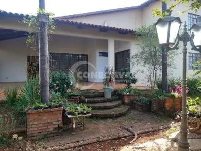 Casa com 4 Quartos à venda, 230m² no Parque Real de Goiânia, Aparecida de Goiânia