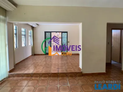 Casa com 3 Quartos à venda, 160m² no Cidade São Francisco, São Paulo