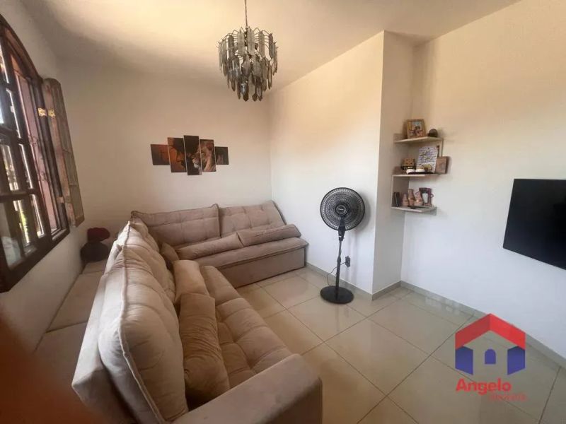 Casa com 3 quartos — Jardim Leblon, Belo Horizonte