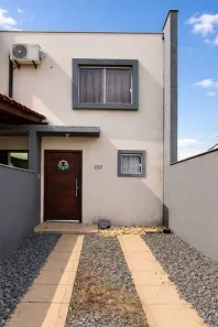 Casa com 2 Quartos para alugar, 90m² no João Costa, Joinville