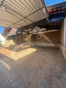 Casa com 4 Quartos para alugar, 238m² no Icaray, Araçatuba