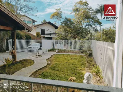Casa com 5 Quartos para alugar, 400m² no Ponta Aguda, Blumenau