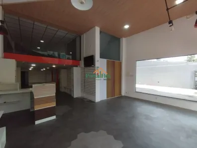 Ponto Comercial para alugar, 200m² no Parque Residencial Laranjeiras, Serra