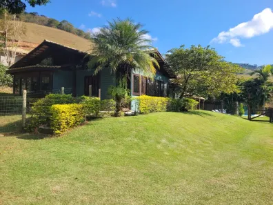 Casa com 3 Quartos à venda, 1067m² no Pedro do Rio, Petrópolis