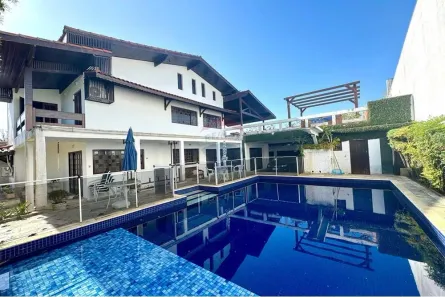 Sobrado com 6 Quartos à venda, 420m² no Balneário Três Marias, Peruíbe