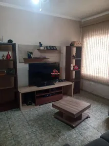 Sobrado com 3 Quartos à venda, 214m² no Jardim Guapituba, Mauá