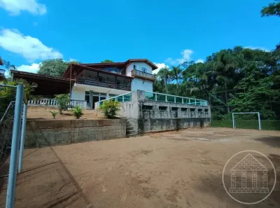 Sobrado com 3 Quartos à venda, 314m² no Loteamento Chacaras Embu-Guacu, Embu-Guaçu