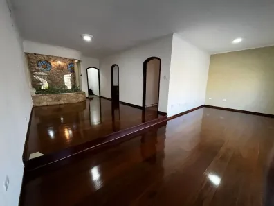Sobrado com 5 Quartos para alugar, 605m² no Jardim Franca, São Paulo