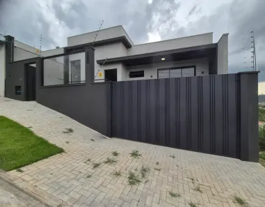 Casa com 2 Quartos à venda, 234m² no Buritis, Pouso Alegre
