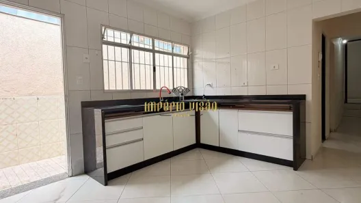 Casa com 3 Quartos para alugar, 90m² no Alto Ipiranga, Mogi das Cruzes