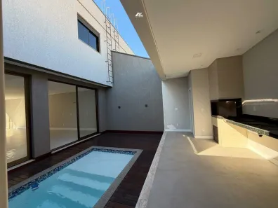 Casa com 3 Quartos à venda, 240m² no Barra, Balneário Camboriú