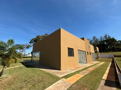 Casa com 3 Quartos à venda, 168m² no , Águas de Santa Bárbara