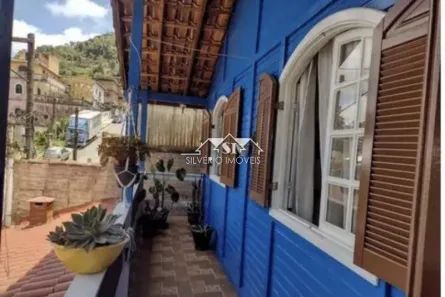 Casa com 3 Quartos à venda, 120m² no Mosela, Petrópolis