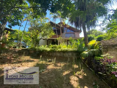 Fazenda/Sítio com 3 Quartos à venda, 200m² no Mantiquira, Paty do Alferes
