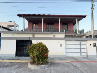 Sobrado com 4 Quartos à venda, 421m² no Alvorada, Macapá
