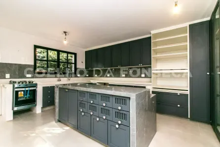 Casa com 3 Quartos à venda, 215m² no Alto de Pinheiros, São Paulo
