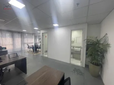 Sala Comercial para alugar, 82m² no Vila Gertrudes, São Paulo