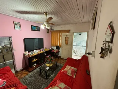 Casa com 3 Quartos à venda, 115m² no Jardim São Salvador, Taboão da Serra