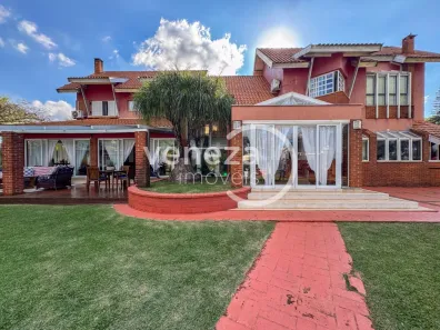 Casa com 10 Quartos para alugar, 1000m² no Recanto dos Pinheiros, Cambé