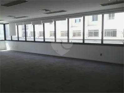 Sala Comercial à venda, 117m² no Vila Cordeiro, São Paulo