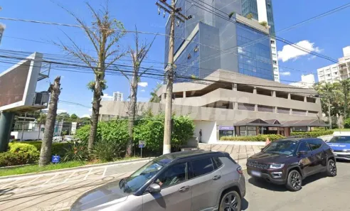 Sala Comercial com 1 Quarto para alugar, 46m² no Cambuí, Campinas