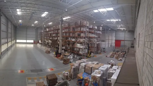 Galpão/Depósito/Armazém para alugar, 1423m² no Itaqui, Itapevi