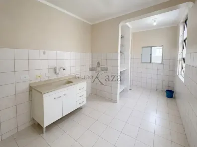 Apartamento com 2 Quartos para alugar, 52m² no Conjunto Residencial Trinta e Um de Março, São José dos Campos