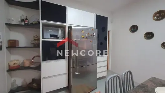 Casa com 3 Quartos à venda, 300m² no Jaraguá, Uberlândia