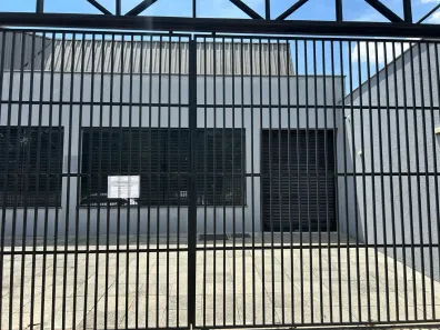 Galpão/Depósito/Armazém à venda, 306m² no Vila Teófilo Neto, Goiânia
